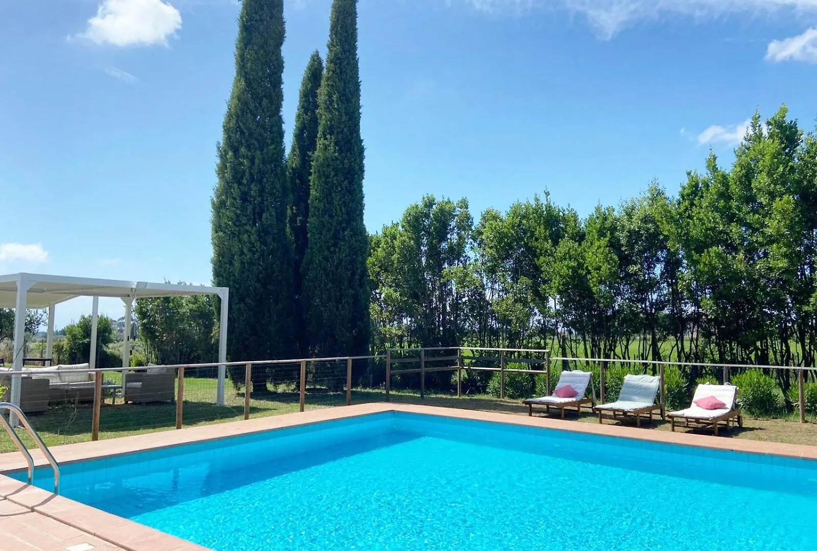 Relais Casale Il Poggetto Villa Paola By Zoom In Earth Cecina  0*, Cecina (Livorno)