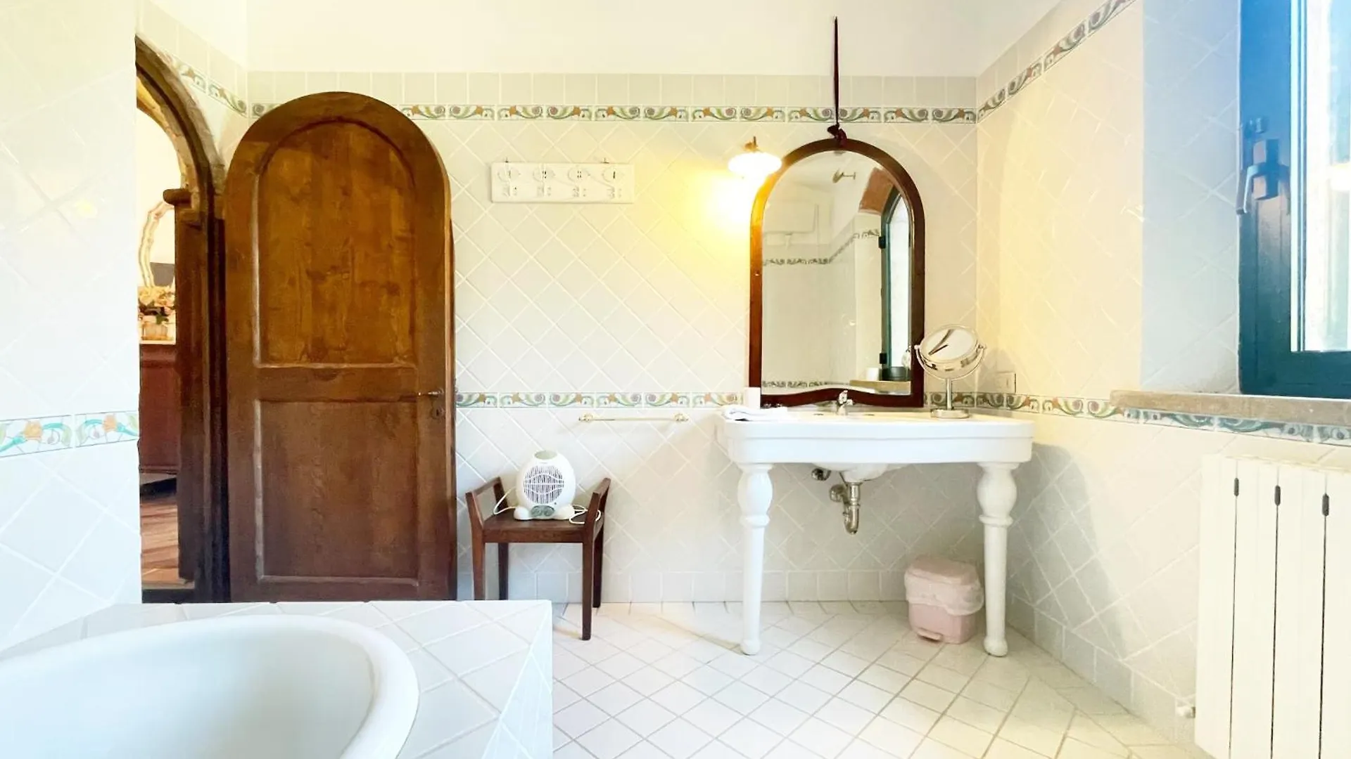 Relais Casale Il Poggetto Villa Paola By Zoom In Earth Cecina  Cecina (Livorno)