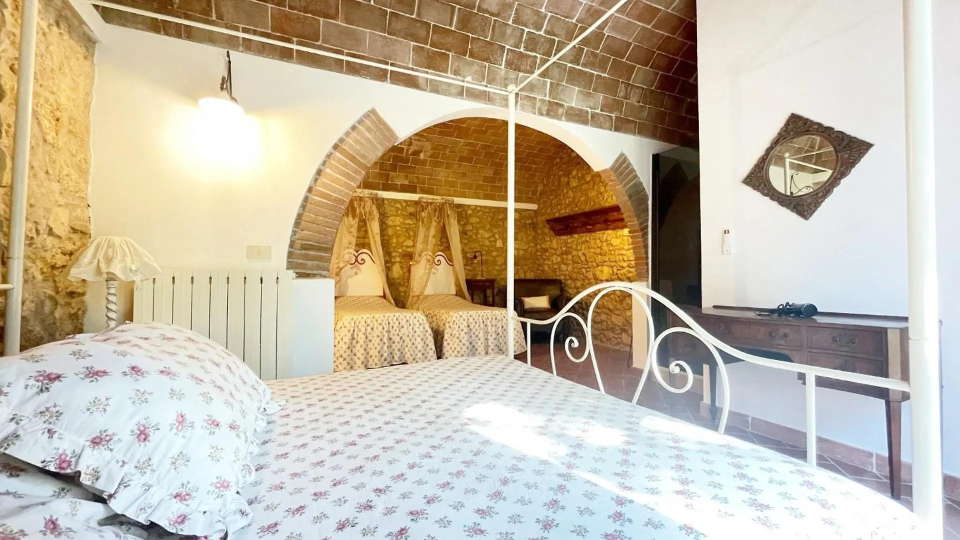 Relais Casale Il Poggetto Villa Paola By Zoom In Earth Cecina  0*, Cecina (Livorno)